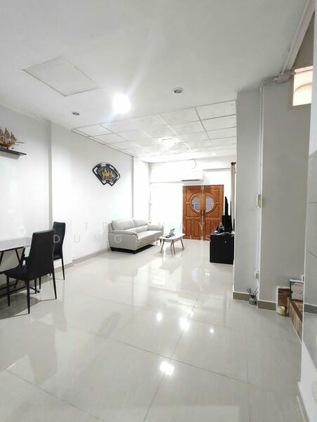 ขาย - ทาวน์เฮ้าส์ 3-ห้องนอน, กรุงเทพ