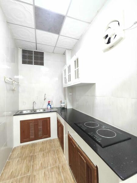 ขาย - ทาวน์เฮ้าส์ 3-ห้องนอน, กรุงเทพ