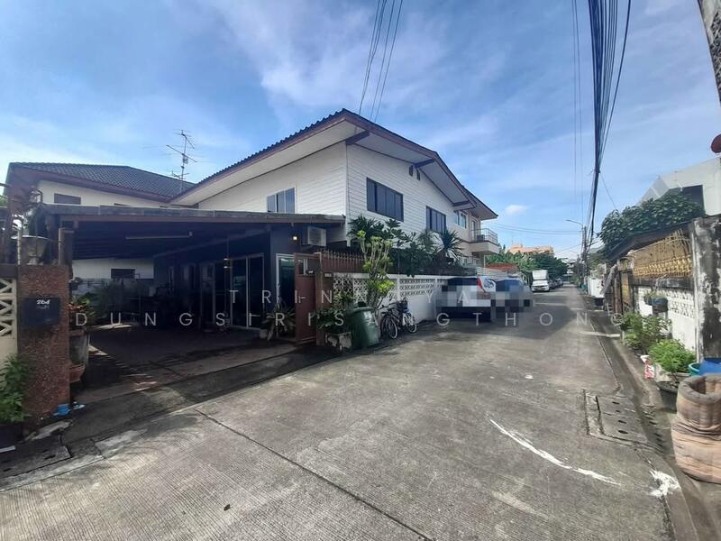 ขาย - บ้าน 4-ห้องนอน, กรุงเทพ