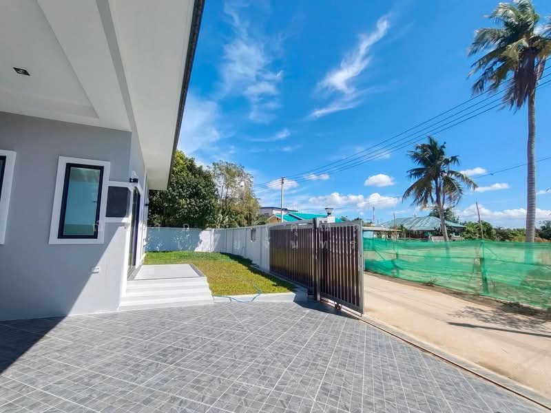 Pattaya - Huy Yai, Chon Buri (Pattaya), Huai Yai, Bang Lamung (Pattaya), Chon Buri (Pattaya), 3 Bedrooms, 165 sqm, Single Detached House For Sale, by Nichapa Phiachan, 500055319 - DDproperty.com