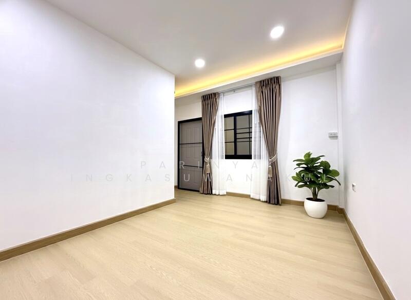 For Sale - ซอยจรัญ 37, Bangkok