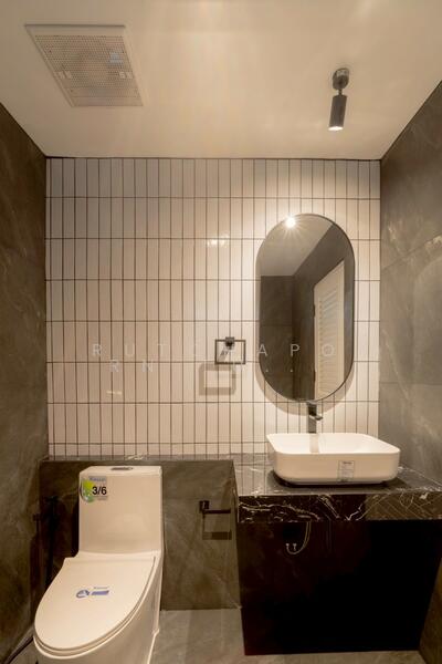 For Sale - ทาวน์โฮมรีโนเวทใหม่ ทำเลกลางเจ็ดยอด เชียงใหม่ เดินทางเพียง 1 km. To Maya - One Nimman, 1.5 km. To CM, Chiang Mai