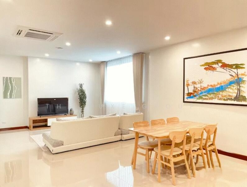 Home Office in Sukhumvit 56, Bangkok, Bang Chak, Phra Khanong, Bangkok, 4 Bedrooms, 500 sqm, Townhouse For Sale, by The Luxe Group, 500055746 - DDproperty.com