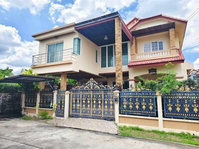 ขาย - Muban Bencharong Ramkhamhaeng 178 : หมู่บ้านเบญจรงค์ รามคำแหง 178, กรุงเทพ