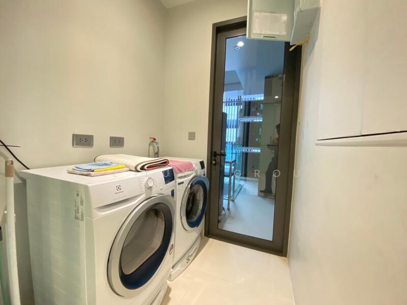 Vittorio 39, Bangkok, 8 Sukhumvit, Khlong Tan Nua, Watthana, Bangkok, 2 Bedrooms, 100 sqm, Condo For Rent, by The Luxe Group, 500055996 - DDproperty.com