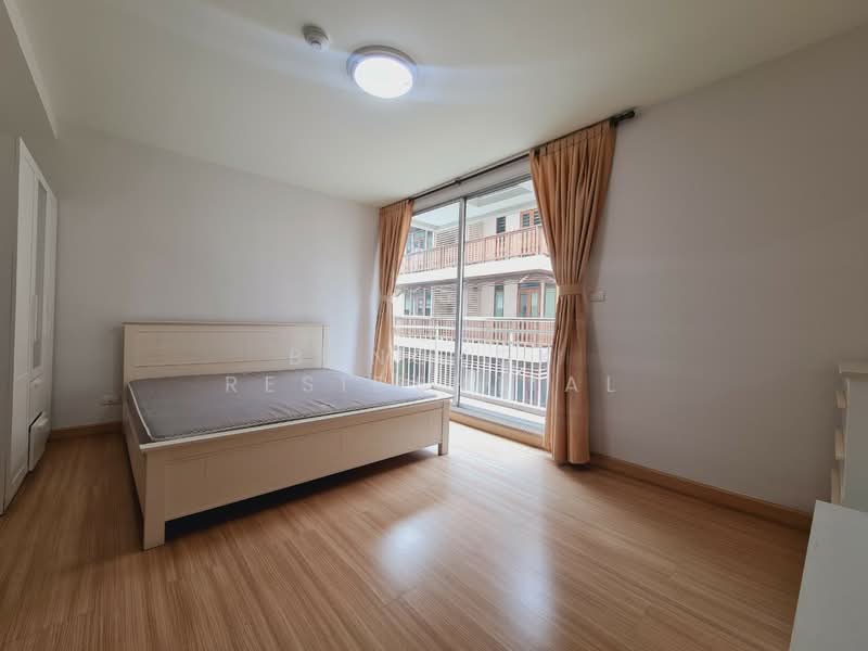 Y.O. Place, Bangkok, 223 Soi Sai Nam Thip 2, Khlong Toei, Khlong Toei, Bangkok, 2 Bedrooms, 105 sqm, Apartment For Rent, by Bangkok Residential, 500056038 - DDproperty.com