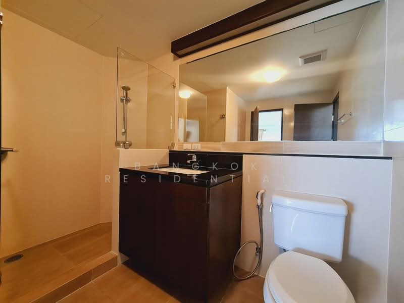 Y.O. Place, Bangkok, 223 Soi Sai Nam Thip 2, Khlong Toei, Khlong Toei, Bangkok, 2 Bedrooms, 105 sqm, Apartment For Rent, by Bangkok Residential, 500056038 - DDproperty.com