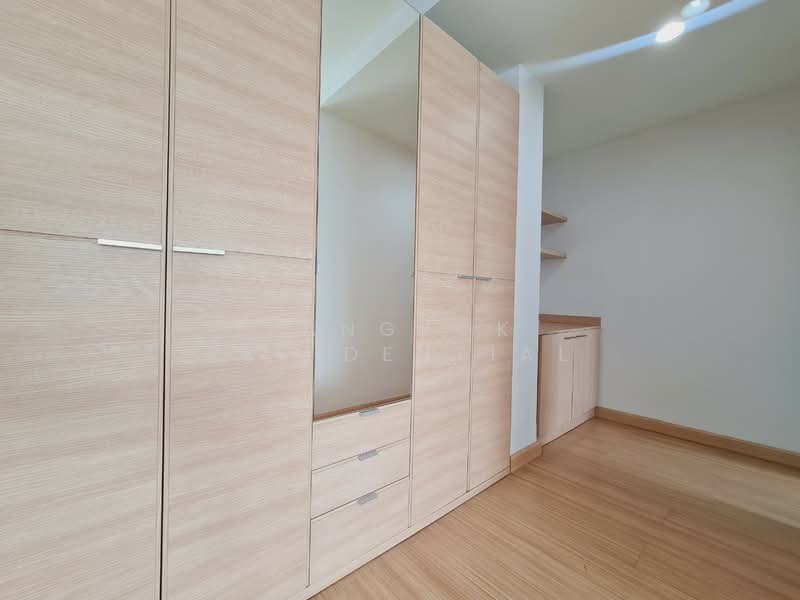 Y.O. Place, Bangkok, 223 Soi Sai Nam Thip 2, Khlong Toei, Khlong Toei, Bangkok, 2 Bedrooms, 105 sqm, Apartment For Rent, by Bangkok Residential, 500056038 - DDproperty.com