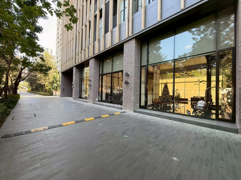 Noble BE19 Sukhumvit, Bangkok, 89 Sukhumvit 19 Alley, Khlong Tan Nua, Watthana, Bangkok, 1 Bedroom, 67 sqm, Condo For Rent, by Ladapa Kongpichitchoke, 500056061 - DDproperty.com