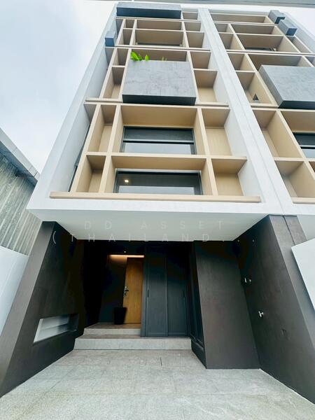 For Sale - The Cabinet 29 ประดิษฐ์มนูธรรม29, Bangkok