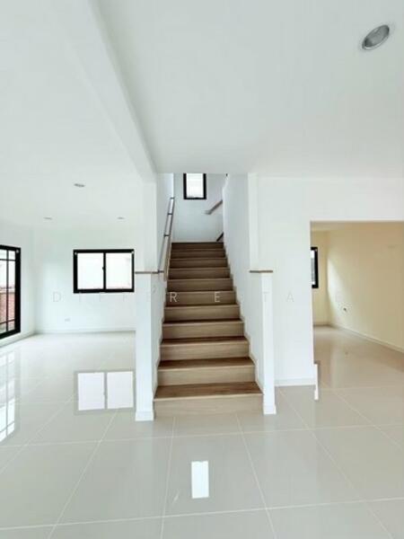 For Rent - The Plant Bangna Wongwaen, Samut Prakan