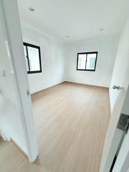 For Rent - The Plant Bangna Wongwaen, Samut Prakan