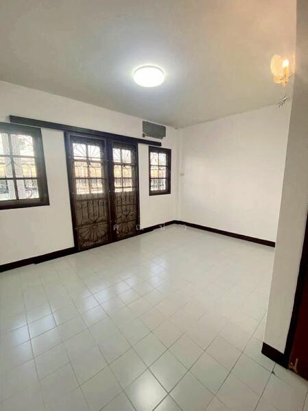 For Rent - ซอยประชาราษฎร์บำเพ็ญ 9, Bangkok