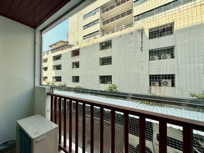 Sathorn Gallery Residences, Bangkok, 70 Pan Road, Silom, Bang Rak, Bangkok, 3 Bedrooms, 230 sqm, Apartment For Rent, by Bangkok Residential, 500056545 - DDproperty.com