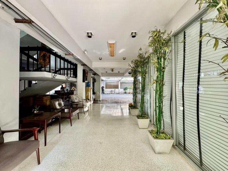 For Rent - The Convento, Bangkok