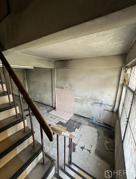 For Rent - For Rent Bangkok Shop House Sukhumvit Watthana BTS Ekkamai BRE26283, Bangkok