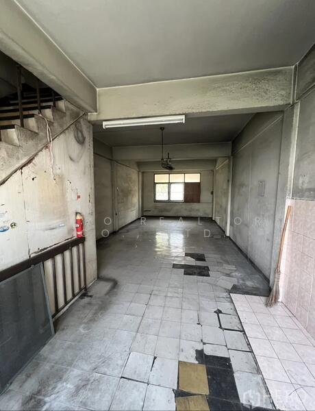 For Rent - For Rent Bangkok Shop House Sukhumvit Watthana BTS Ekkamai BRE26283, Bangkok