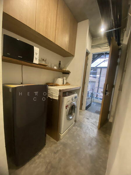 For Sale - For Sale Bangkok Shophouse Sukhumvit BTS Phra Khanong Watthana BRE18489, Bangkok