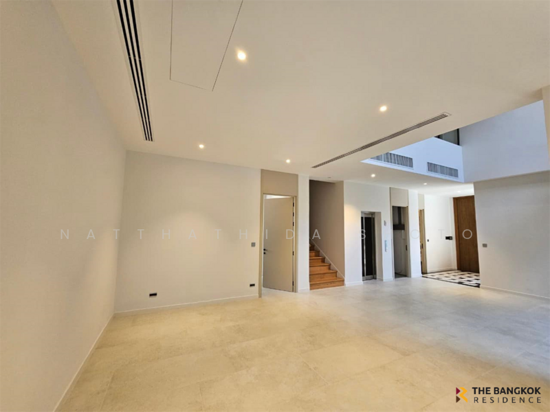 ขาย - BuGaan Rama 9-Meng Jai : บูก้าน พระราม 9-เหม่งจ๋าย, กรุงเทพ