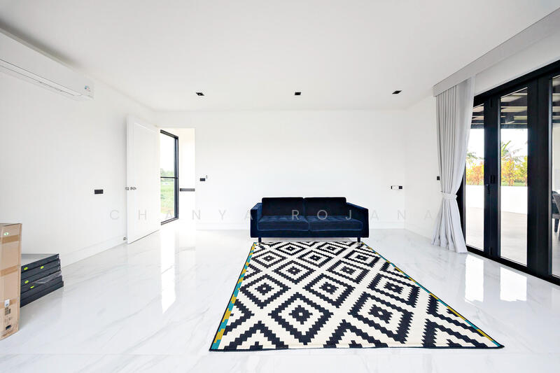 For Sale - Highgrove Villas, Chon Buri (Pattaya)