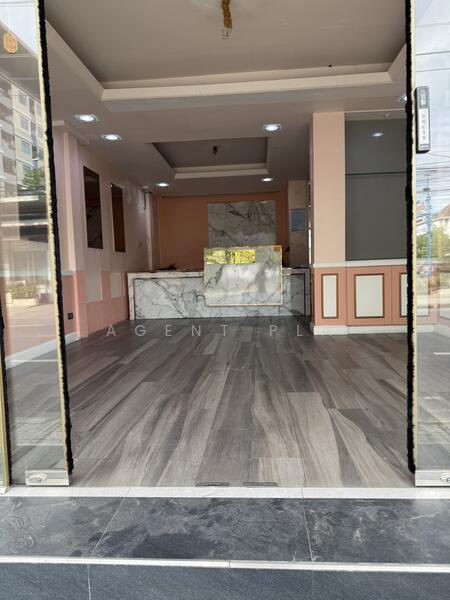 ให้เช่า - Commercial building for rent in Town in Town (SPSAD3713), กรุงเทพ