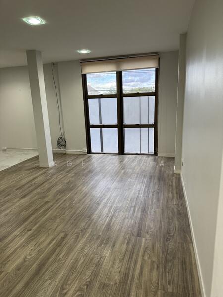 ให้เช่า - Commercial building for rent in Town in Town (SPSAD3713), กรุงเทพ