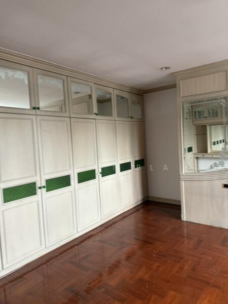 ให้เช่า - Commercial building for rent in Town in Town (SPSAD3713), กรุงเทพ