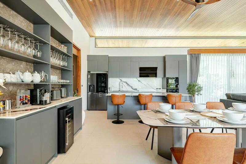 2R0989 This house for rent 4 bedroom 6 bathroom 280,000/month at cherngtalay have fully furnished, Phuket, Choeng Thale, Thalang, Phuket, 4 Bedrooms, 925 sqm, Villa For Rent, by PK LIFE Property, 500057617 - DDproperty.com