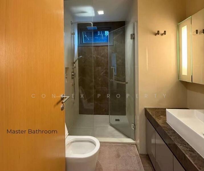 The Esse Asoke, Bangkok, 333 Soi Sukhumvit 21, Sukhumvit Road, Khlongtoei Nua, Watthana, Bangkok, 2 Bedrooms, 76 sqm, Condo For Rent, by Connex Property, 500057857 - DDproperty.com