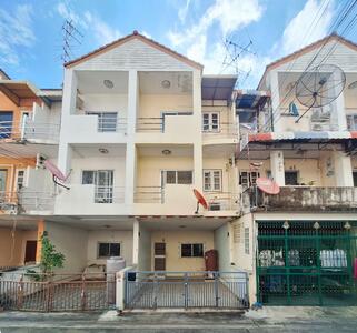 ขาย - ทาวน์เฮ้าส์ 3 ชั้น ซ.พิบูลสงคราม 22 แยก 6 (ซ.วัดกำแพง8), นนทบุรี