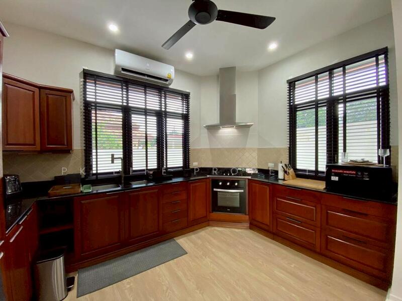 7R0976 Pool villa for rent 3 bedroom 2 bathroom 100,000/month at rawai have fully furnished, Phuket, Rawai, Muang Phuket, Phuket, 3 Bedrooms, 300 sqm, Villa For Rent, by PK LIFE Property, 500057981 - DDproperty.com