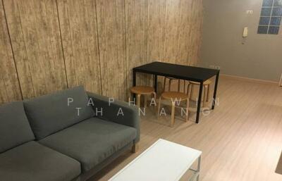 ขาย - Baan Suanthon Ratchada : บ้านสวนสาทร คราฟแอนด์คาเฟ่, กรุงเทพ