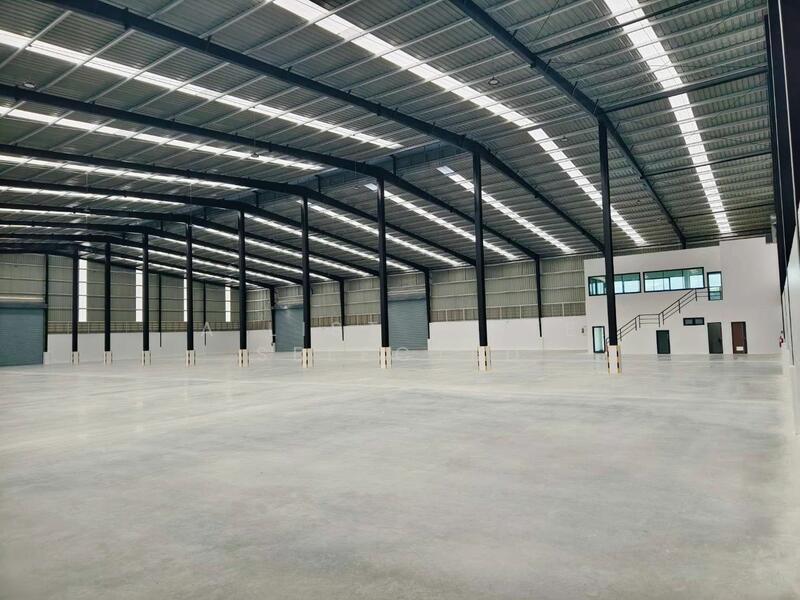 ขาย - โรงงาน ซอยนิคมพัฒนา8 ตำบลพนานิคม จังหวัดระยอง, ชลบุรี