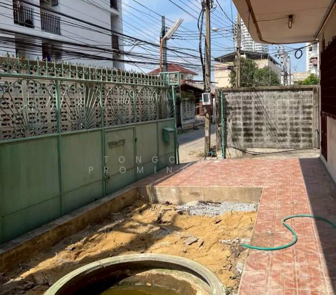 For Rent - สแตนอะโลนด์ให้เช่า บางนา, Bangkok