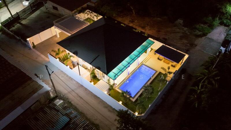 For Sale - Luxury Pool Villa for Sale in Huai Yai, Chon Buri (Pattaya)