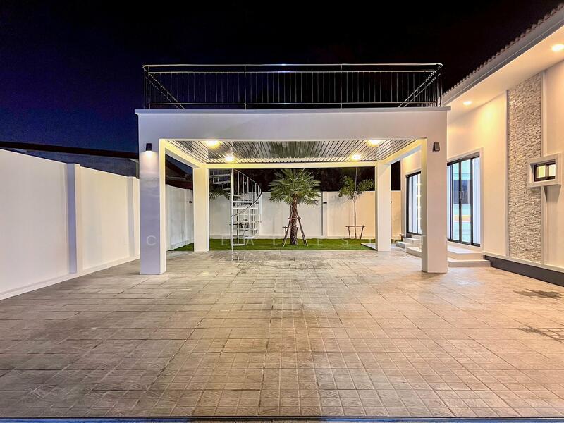 For Sale - Luxury Pool Villa for Sale in Huai Yai, Chon Buri (Pattaya)