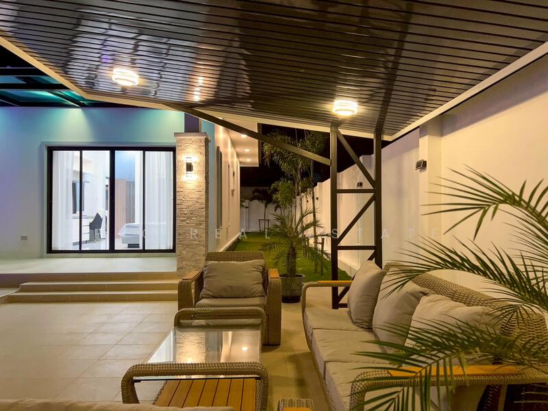 For Sale - Luxury Pool Villa for Sale in Huai Yai, Chon Buri (Pattaya)