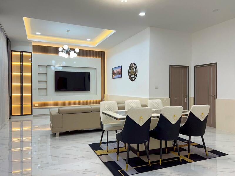 For Sale - Luxury Pool Villa for Sale in Huai Yai, Chon Buri (Pattaya)