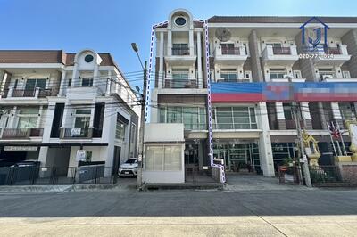 ขาย - พรีเมี่ยมเพลส นวลจันทร์ 50, กรุงเทพ