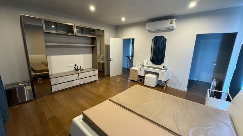 Burasiri Pattanakarn, Bangkok, New Pattanakarn Road, Prawet, Bangkok, 4 Bedrooms, 250 sqm, Single Detached House For Rent, by Connex Property, 500058834 - DDproperty.com