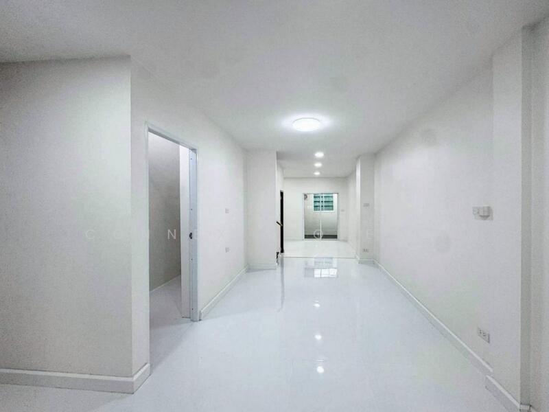 ขาย - หมู่บ้าน 84 แมนชั่น : Baan 84 Mansion, กรุงเทพ