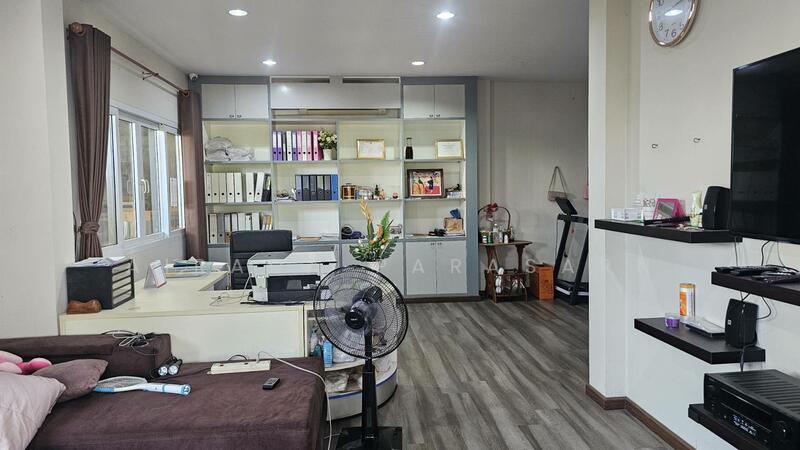 ขาย - Suetrong Cozy Townhome The Peak Rangsit - Klong6 : ซื่อตรง โคซี่ ทาวน์โฮม เดอะ พีค รังสิต คลอง 6, ปทุมธานี