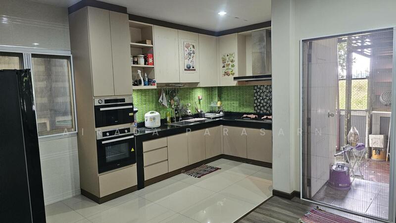 ขาย - Suetrong Cozy Townhome The Peak Rangsit - Klong6 : ซื่อตรง โคซี่ ทาวน์โฮม เดอะ พีค รังสิต คลอง 6, ปทุมธานี