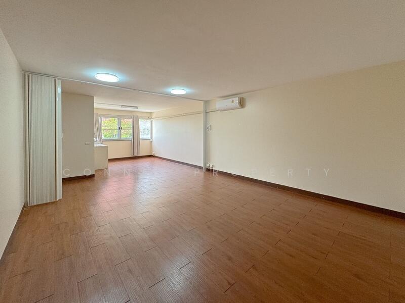 ขาย - Level Condominium : เลเวล คอนโดมิเนียม, สมุทรปราการ