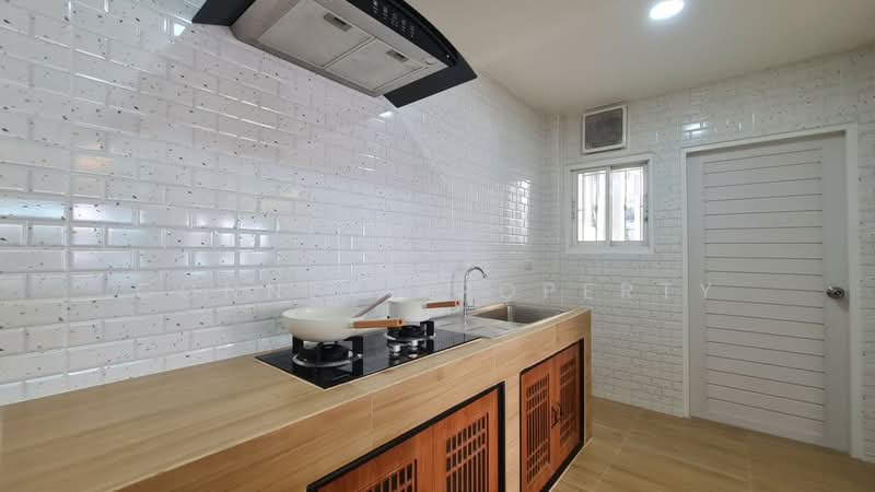 Busarin Ramintra, Bangkok, Soi Phraya Suren 40, Sam Wa Tawan Tok, Khlong Sam Wa, Bangkok, 3 Bedrooms, 110 sqm, Townhouse For Sale, by Connex Property, 500059130 - DDproperty.com