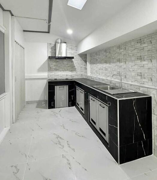 For Sale - หมู่บ้านรวิพรโกลเด้นฮิลล์ เขาตาโล, Chon Buri (Pattaya)