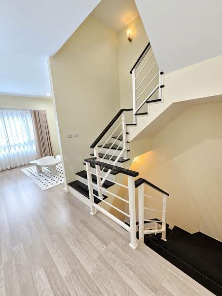 Patio Srinakarin-Rama 9, Bangkok, Krungthep Kreetha Road, Hua Mak, Bang Kapi, Bangkok, 4 Bedrooms, 190 sqm, Townhouse For Sale, by Thananthorn Wongvarnkaseam, 500059152 - DDproperty.com