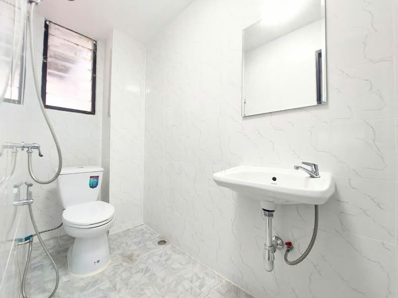หมูบ้าน ลานทอง, Nonthaburi, Bang Phut, Pak Kret, Nonthaburi, 3 Bedrooms, 110 sqm, Semi-Detached House (Twin House) For Sale, by เอนก, 500059257 - DDproperty.com