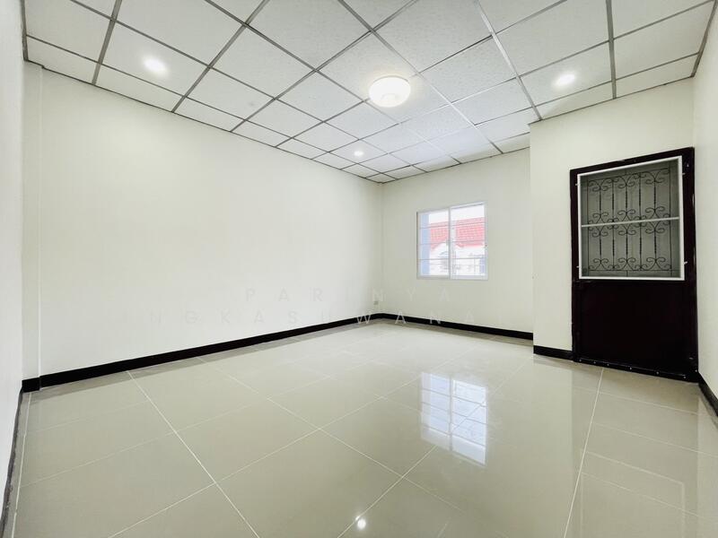 ให้เช่า - หมู่บ้านร่มเย็นวิลล่า เพชรเกษม63 หลักสอง บางแค, กรุงเทพ