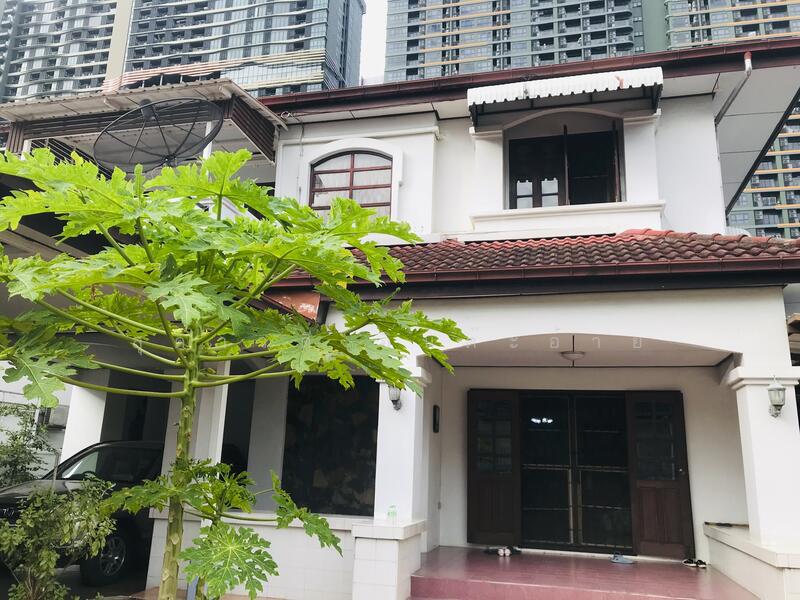 ขาย - ลาดพร้าว, กรุงเทพ